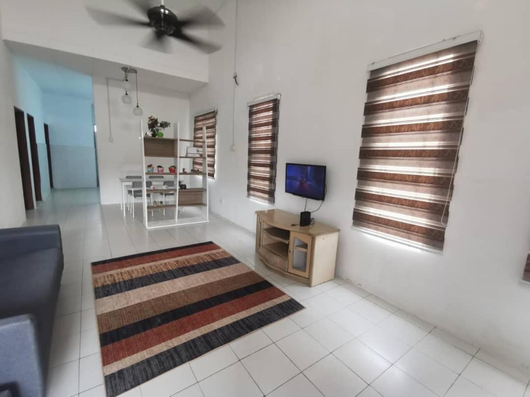 As'Cattleya Homestay Sepang Eksteriør billede